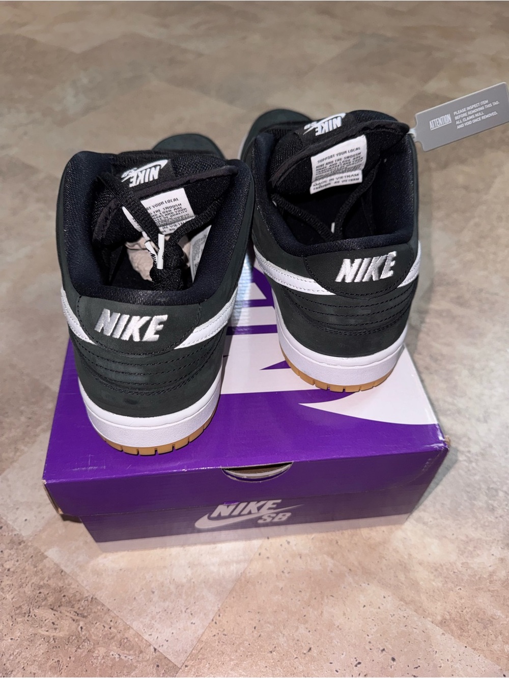 Nike SB Dunk Low Pro - Black & White - Picture 3 of 6